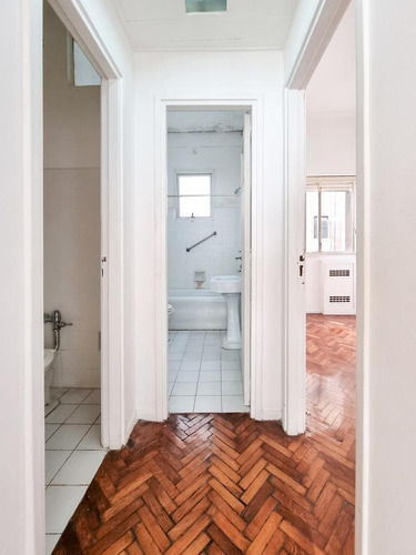 Imagen 6 de 30 de Departamento 4 Ambientes En Barrio Norte - 2 Baños Y Toilette - Contrafrente
