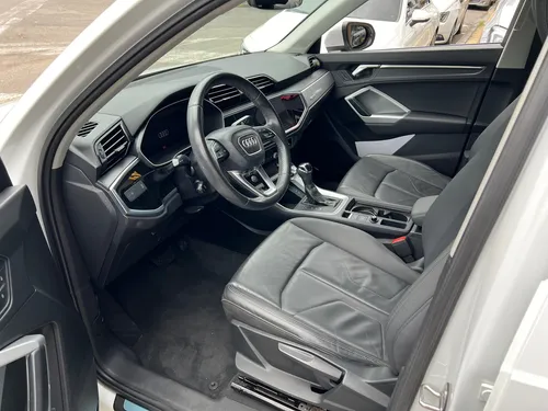 Audi Q3 Ambition