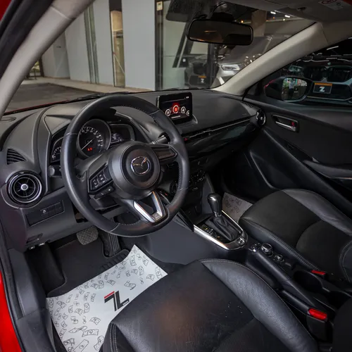 Mazda 2 Touring 1.5 2020