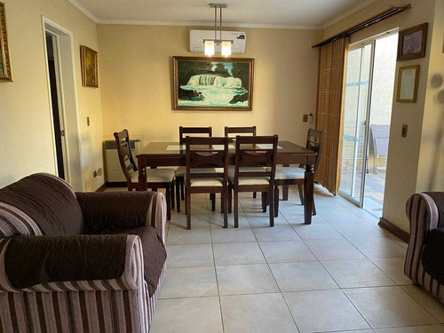 Hermosa Casa, 5 Dormitorios, + Sala De Estar (106482)