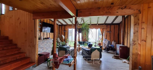 Dos Casas En Incluidas De 3 Y 4 Dormitorios ,dos Baños C/u