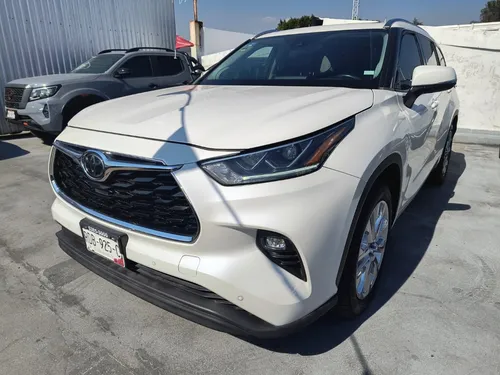 Toyota Highlander 3.5 Limited Panoramic Roof At