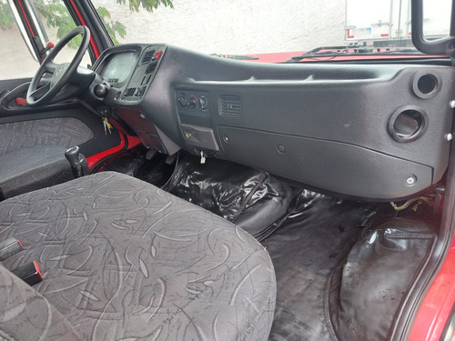 Mercedes Benz Mb Atron 1319 Ano 2014 Carroceria De Madeira