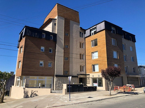 Imagen 3 de 10 de Bariloche Local Centrico A Estrenar Oportunidad