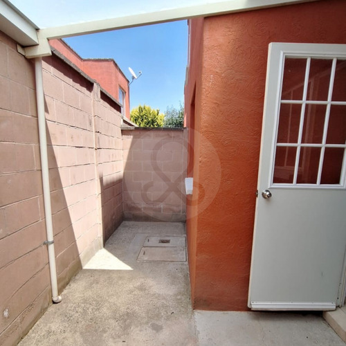 Casa En Condominio En Venta En Calimaya