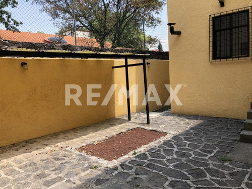 Casa En Venta En Jardines Del Ajusco