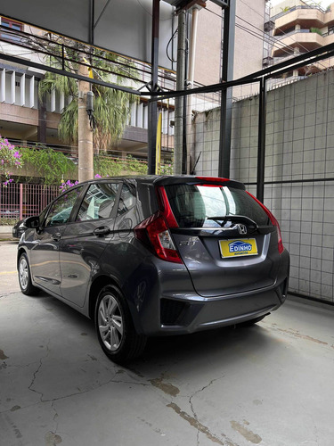 Imagem 5 de 8 de Honda Fit 2017 1.5 Lx Flex Aut. 5p