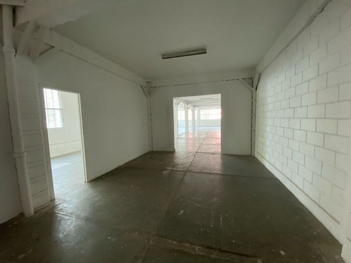 Renta Bodega 468m²- Lago Texcoco, Col. Anáhuac, Miguel Hidalgo Cdmx -