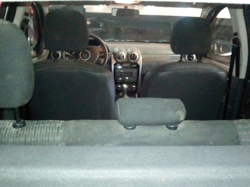Renault Sandero Confort 1,6 16 V