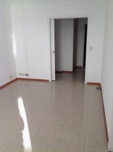 Imagen 2 de 6 de Venta Oficina 3 Ambientes Con Dependencias Retiro