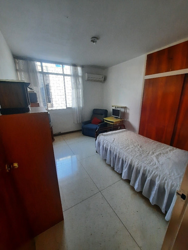 Imagen 3 de 3 de Alquilo Habitación California Sur
