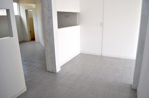 Loja Em Ótima Localização Em Capoeiras - 70617