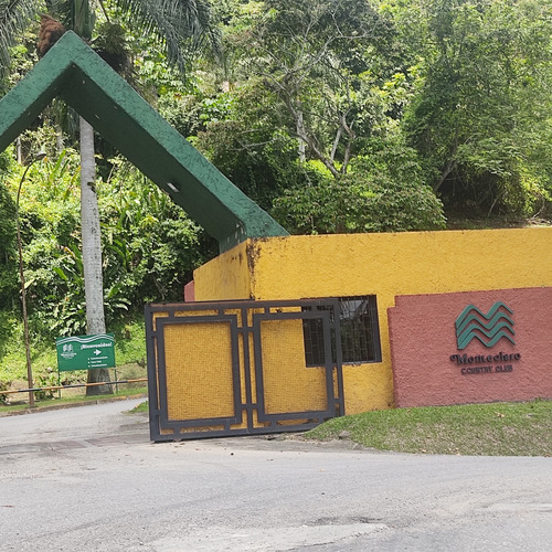 Silvia Jaramillo Vende Elegante Casa Monteclaro Lagunas