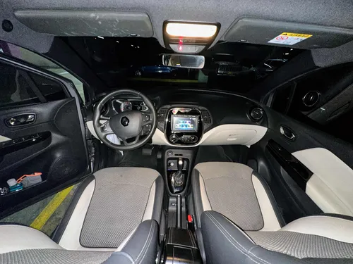 Renault Captur 2.0 Intens Automática