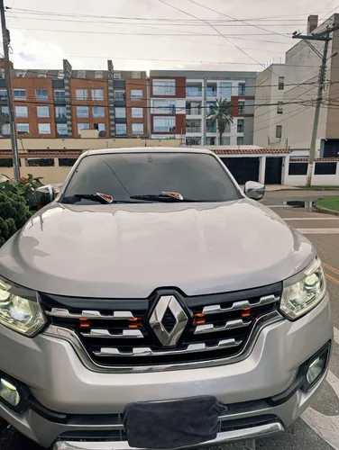 Renault Alaskan 2.5 Zen