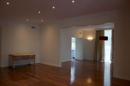 Departamento En Desarrollo Arquitectónico Girault