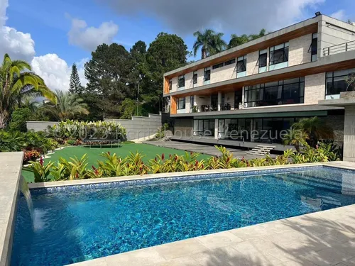 Se Vende Casa En Cerro Verde