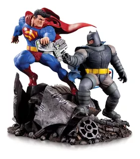 Dc Collectibles Batman Vs Superman Tdkr Limited Edition