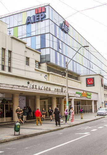 Locales Comerciales En Arriendo Paseo Del Puerto, Valparaíso