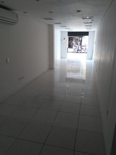 Imagem 3 de 4 de Loja Para Alugar, 26 M² Por R$ 2.500,00/mês - Centro - Curitiba/pr - Lo0085