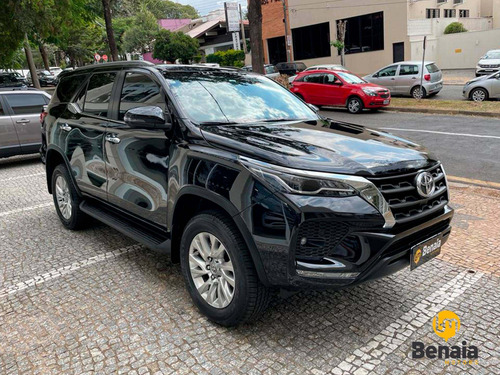 Imagem 2 de 12 de Toyota Hilux Sw4 2.7 Vvt-i Flex Srv 7l 4x2 Automático