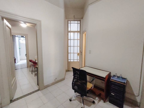 Imagen 4 de 30 de Venta De Ph Luminoso En Balvanera 3 Ambientes Con Dos Patios.