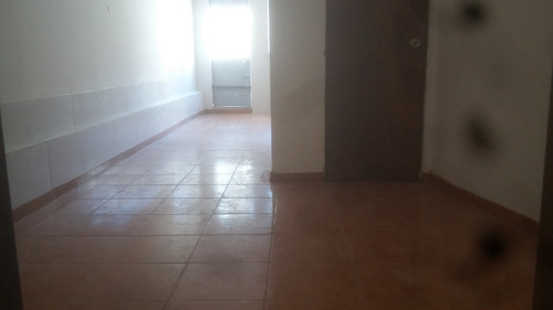 Casa Al Fondo Dos Dorm. C/fondo Alquilada