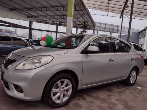 Imagem 1 de 8 de Nissan Versa 1.6 Sl