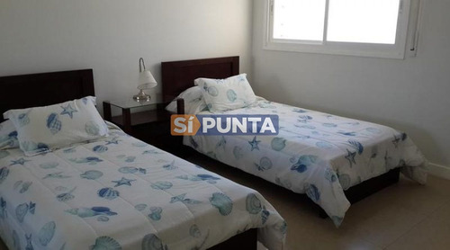 Imagen 7 de 9 de Apartamento Frente Al Mar En Playa Mansa
