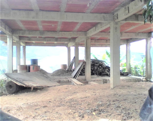 Imagen 5 de 7 de Terreno Con Estructura