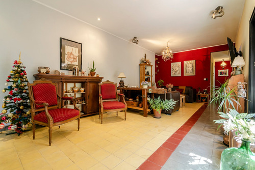Venta Casa 5 Ambientes Patio Villa Del Parque