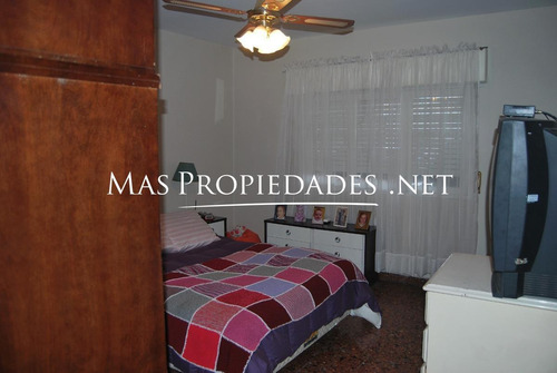 Imagen 9 de 14 de Casa En Venta De 4 Ambientes En Berazategui