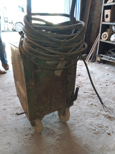 Imagem 1 de 4 de Máquina De Solda