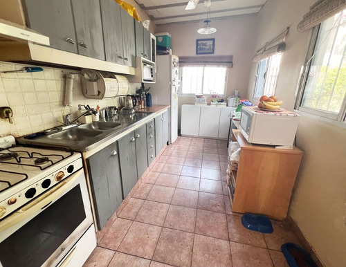 Venta Casa 3 Amb - Cochera Quincho Jardin. Palomar