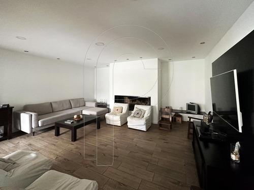 Venta Exclusiva Casa Con Piscina Y Barbacoa En El Prado, Montevideo