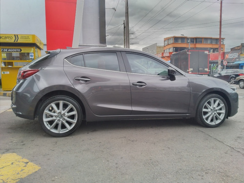 Mazda 3 Grand Touring