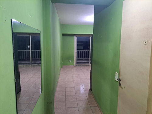 Ambiente Bcon Cfte Amplio Plaza Flores Subte Outlets Vista Mágica