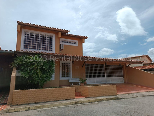 Hermosa Casa En Venta En El Sector El Ujano, Barquisimeto, Estado Lara. Macc