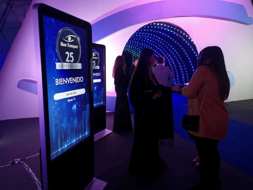 Alquiler Pantallas Interactivas Touch Totems Led Monitores