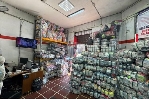 Derecho De Llave Importadora De Ropa
