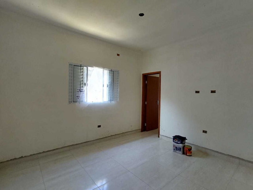 Imagem 3 de 13 de Casa A Venda 2 Quartos Em.mongagua Não É Geminada!