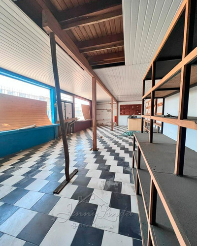 En Venta Galpón Con Local 442mts. Carretera Vieja Vía Palo Negro Aragua