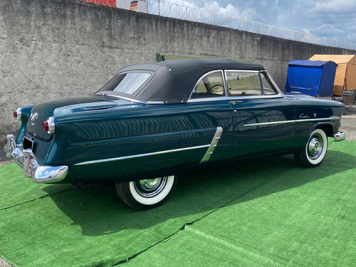 Ford Crestline V8 1952