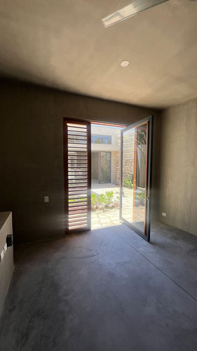 Casa En Venta A Unas Cuadras Del Parque De La Plancha Merida Yucatan