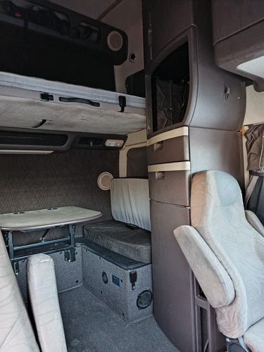 Volvo Studio Año 2016 Para Placas Federales Pedimentos V.u