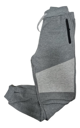 Babucha Deportiva Con Parche En La Rodilla