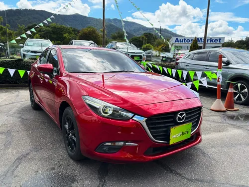 Mazda 3 2.0 Touring