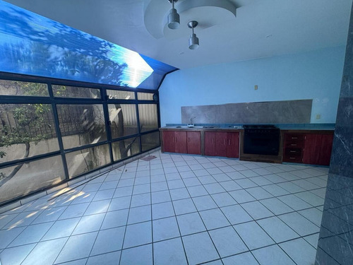 Se Vende Casa En Lomas Del Pedregal, Ajusco, Tlalpan.