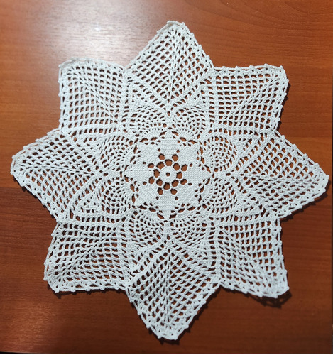 Carpeta A Crochet 37cms - Villa Luro O Adelina 