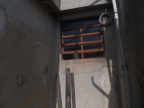 Casa Espaçosa Com 2 Quartos E Uma Vaga